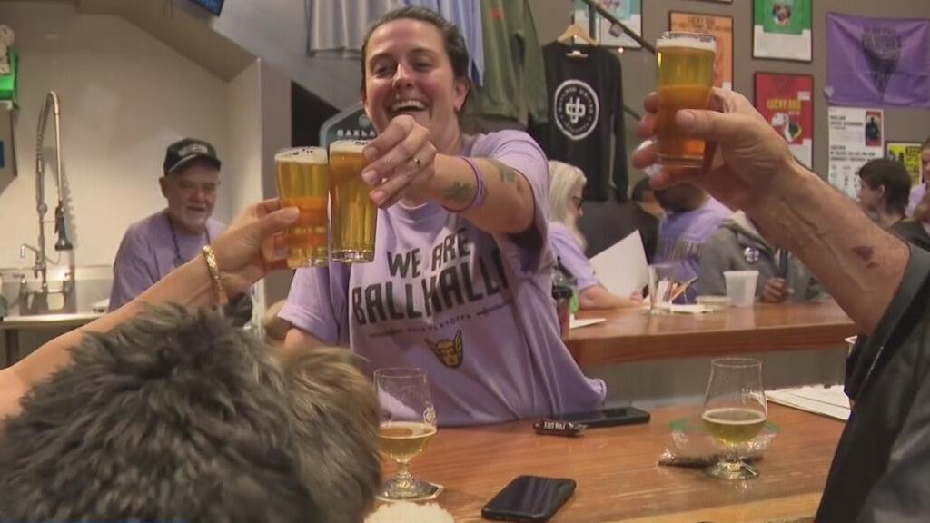 Valkyries fans pack Oakland bar to cheer on team as playoff series shifts to Atlanta — CBS Bay Area (KPIX), League City Dining news