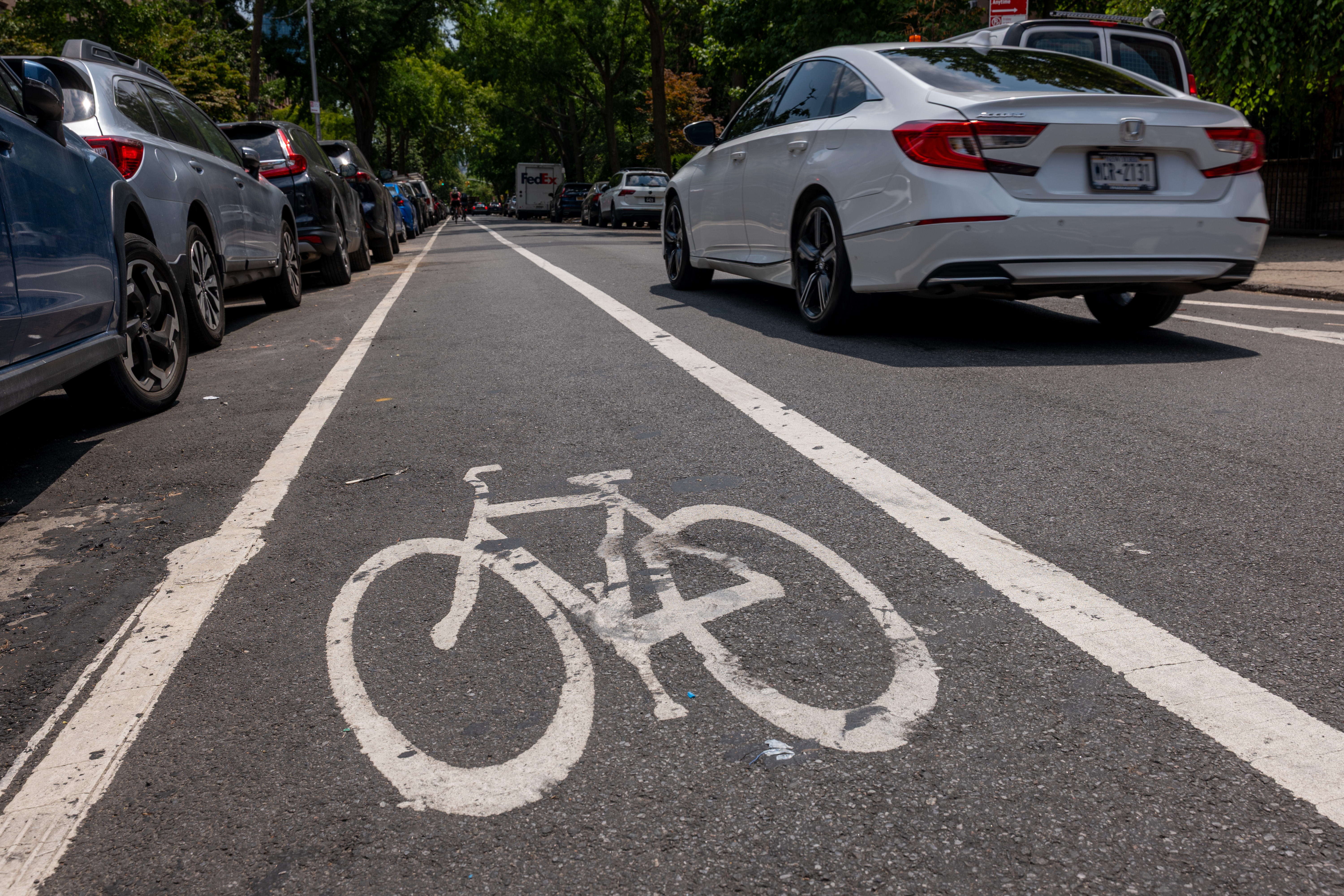 Ballot questions ask NYC voters whether to cut red tape on outdoor dining, bike lanes — Gothamist, League City Dining news