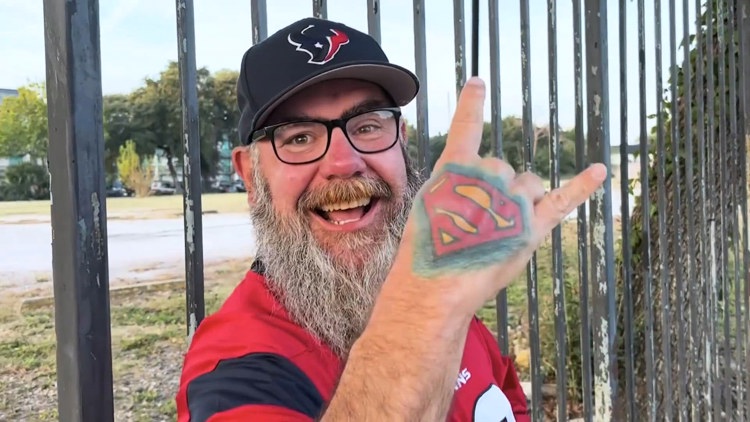 ‘This is my team’ | Texans fan drives from San Antonio to Houston for every home game — KHOU 11 (Houston), League City Sports news